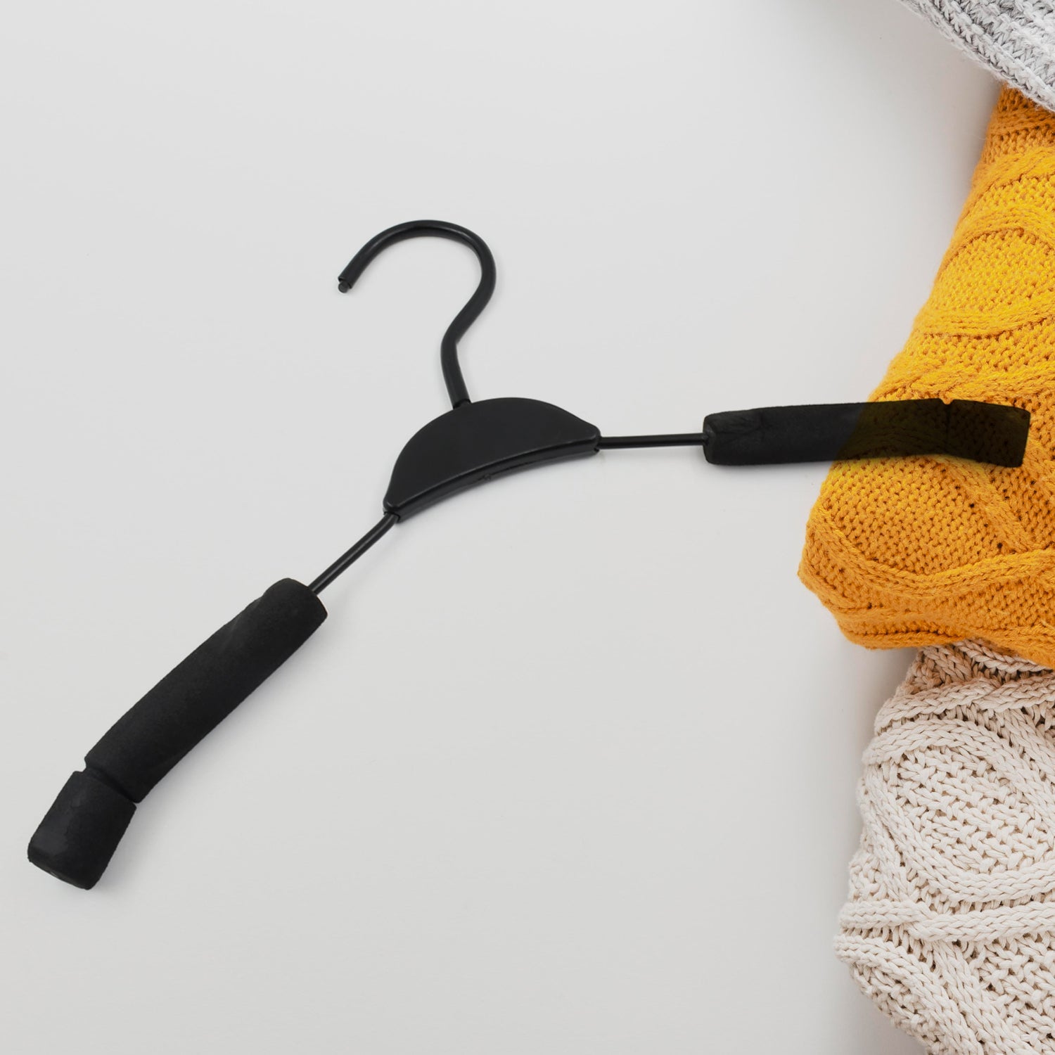 Solid Sponge Hanger Non-Slip Hanger Home No Trace Clothes Hanging Pants Clip Clothing Store Hangers, Clothes Hanger for Closet Wedding Dress Women, Men, Children Clothing (1 Pc / Mix Color) Solid Sponge Hanger Non-Slip Hanger Home No Trace Clothes Hanging Pants Clip Clothing Store Hangers, Clothes Hanger for Closet Wedding Dress Women, Men, Children Clothing (1 Pc / Mix Color)